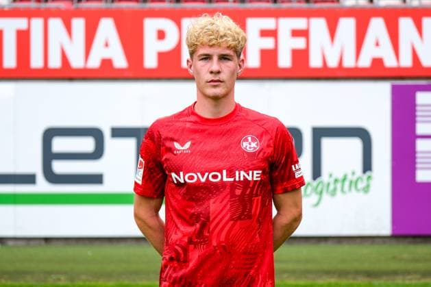 Mika Haas 1 FC Kaiserslautern, 22 , GER, 1 FC Kaiserslautern, 2 Bundesliga, Portraettermin 2024 2025, 25 07 2024 GER, 1 FC Kaiserslautern, 2 Bundesliga, Portraettermin 2024 2025, 25 07 2024 Kaiserslautern Copyright: xEibner-Pressefoto FlorianxWieganx EP_FWD