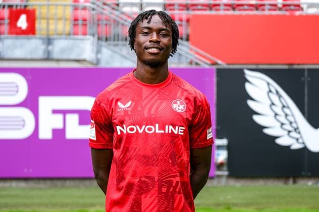 Dickson Abiama 1 FC Kaiserslautern, 40 , GER, 1 FC Kaiserslautern, 2 Bundesliga, Portraettermin 2024 2025, 25 07 2024 GER, 1 FC Kaiserslautern, 2 Bundesliga, Portraettermin 2024 2025, 25 07 2024 Kaiserslautern Copyright: xEibner-Pressefoto FlorianxWieganx EP_FWD