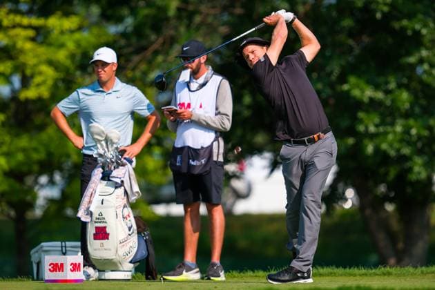 July 25, 2024, Blaine, Minnesota, USA: PETER MALNATI tees off at hole 10 during the 2024 PGA, Golf Herren 3M Open at TPC Twin Cities on July 25, 2024. Blaine USA - ZUMAg254 20240725_zsp_g254_122 Copyright: xStevenxGarciax