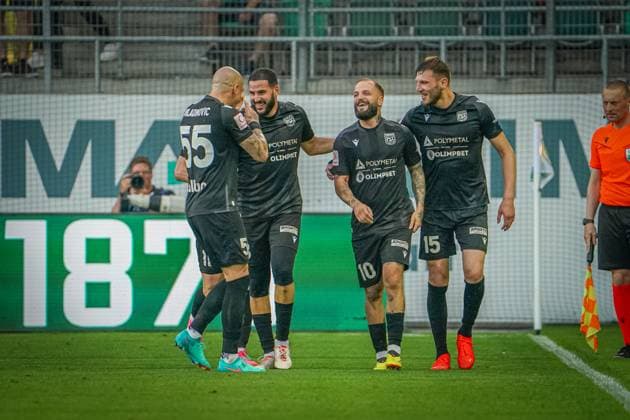 Soccer FC St Gallen 1879 vs FC TOBOL KOSTANAY 2 qualifying round UEFA Conference League Kybunpark St Gallen, Switzerland Tobol take a 1-0 lead through an own goal, joy at f l Tobols Ahmed El Messaoudi , Tobols Ivan Miladinovic , Tobols Igor Ivanovic and Tobols Albert Gabaraev St Gallen Kybunpark Kanton St Gallen Switzerland Copyright: xJoeranxSteinsiekx
