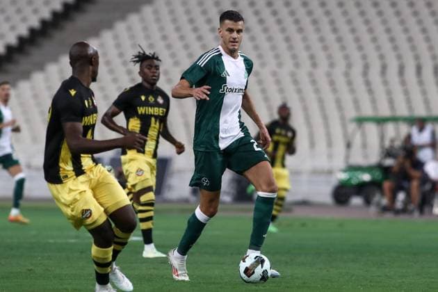 Alexander Jeremejeff of Panathinaikos in action during the UEFA Europa League second qualifying round 1st leg match between Panathinaikos and Botev Plovdiv held in OAKA Arena in Athens, Greece, 25 July 2024. IMAGO ONE INCH PRODUCTIONS ATHENS Greece Copyright: xOnexInchxProductionsx 6280937