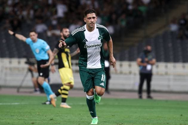 Tasos Bakasetas of Panathinaikos celebrates during the UEFA Europa League second qualifying round 1st leg match between Panathinaikos and Botev Plovdiv held in OAKA Arena in Athens, Greece, 25 July 2024. IMAGO ONE INCH PRODUCTIONS ATHENS Greece Copyright: xOnexInchxProductionsx 6280981
