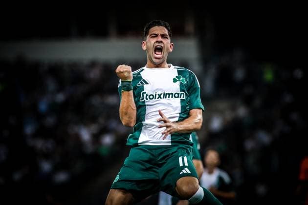 Tasos Bakasetas of Panathinaikos celebrates during the UEFA Europa League second qualifying round 1st leg match between Panathinaikos and Botev Plovdiv held in OAKA Arena in Athens, Greece, 25 July 2024. IMAGO ONE INCH PRODUCTIONS ATHENS Greece Copyright: xOnexInchxProductionsx 6280993