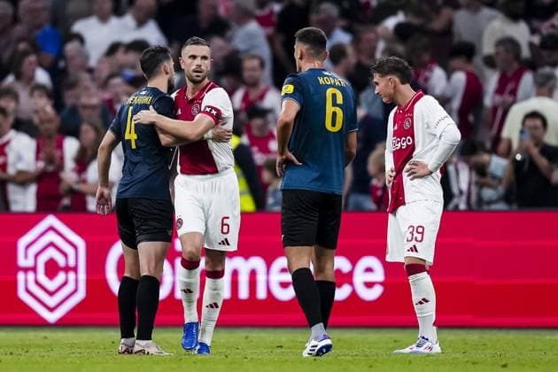 AMSTERDAM , 25-07-2024, JohanCruijff ArenA , Season 2024-2025. UEFA Europa League Second qualifying round Football between Ajax and Vojvodina , Ajax player Jordan Henderson. Ajax player Mika Godts Ajax - Vojvodina  x25835779x Copyright: