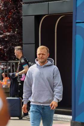 May 25, 2024, Spa-Francorchamps, Belgium: KEVIN MAGNUSSEN arriving to the Formula One paddock Thursday for media day of the Belgian Grand Prix. Spa-Francorchamps Belgium - ZUMA Pho 20240525_mda_k187_224 Copyright: xAlexisxKahnx
