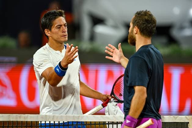 TENNIS - ATP, Tennis Herren Generali Open 2024 KITZBUEHEL,AUSTRIA,25.JUL.24 - TENNIS - ATP World Tour, Generali Open. Image shows Sebastian Baez (ARG) and Hugo Gaston (FRA).  GEPAxpictures xDanielxSchoenherr