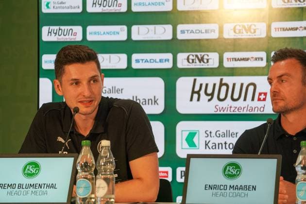 Soccer FC St Gallen 1879 vs FC TOBOL KOSTANAY 2 qualifying round UEFA Conference League Kybunpark St Gallen, Switzerland St Gallens Head of Media Remo Blumenthal with coach Enrico Maassen St Gallen Kybunpark Canton St Gallen Switzerland Copyright: xJoeranxSteinsiekx