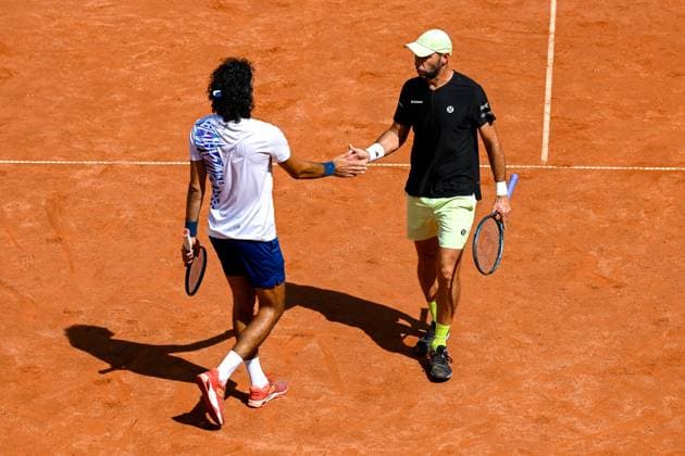 TENNIS - ATP, Tennis Herren Generali Open 2024 KITZBUEHEL,AUSTRIA,26.JUL.24 - TENNIS - ATP World Tour, Generali Open. Image shows Skander Mansouri (TUN) and Santiago Gonzalez (MEX).  GEPAxpictures xDanielxSchoenherr