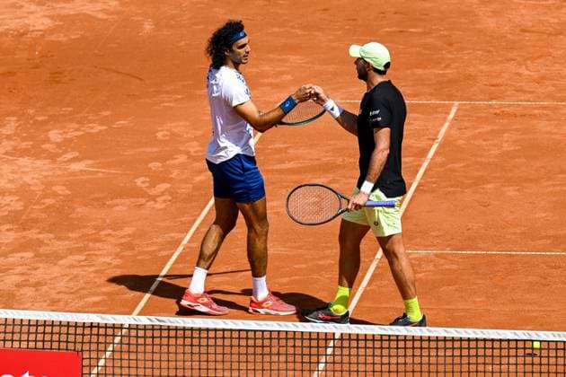 TENNIS - ATP, Tennis Herren Generali Open 2024 KITZBUEHEL,AUSTRIA,26.JUL.24 - TENNIS - ATP World Tour, Generali Open. Image shows the rejoicing of Skander Mansouri (TUN) and Santiago Gonzalez (MEX).  GEPAxpictures xDanielxSchoenherr