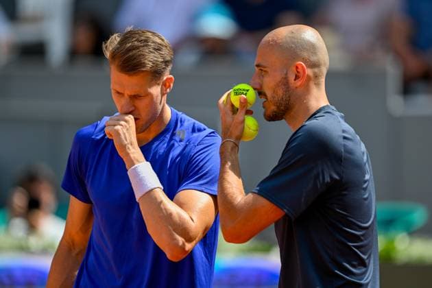 TENNIS - ATP, Tennis Herren Generali Open 2024 KITZBUEHEL,AUSTRIA,26.JUL.24 - TENNIS - ATP World Tour, Generali Open. Image shows Hendrik Jebens and Constantin Frantzen (GER).  GEPAxpictures xDanielxSchoenherr