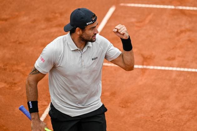 TENNIS - ATP, Tennis Herren Generali Open 2024 KITZBUEHEL,AUSTRIA,26.JUL.24 - TENNIS - ATP World Tour, Generali Open. Image shows the rejoicing of Matteo Berrettini (ITA).  GEPAxpictures xDanielxSchoenherr