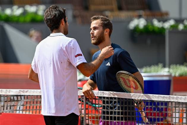 TENNIS - ATP, Tennis Herren Generali Open 2024 KITZBUEHEL,AUSTRIA,26.JUL.24 - TENNIS - ATP World Tour, Generali Open. Image shows Facundo Diaz Acosta (ARG) and Hugo Gaston (FRA).  GEPAxpictures xDanielxSchoenherr