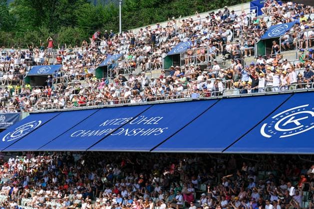 TENNIS - ATP, Tennis Herren Generali Open 2024 KITZBUEHEL,AUSTRIA,26.JUL.24 - TENNIS - ATP World Tour, Generali Open. Image shows a feature with the crowd.  GEPAxpictures xDanielxSchoenherr