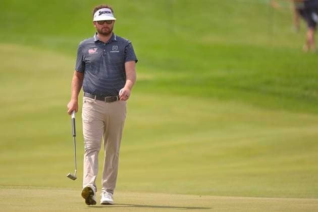 BLAINE, MN - JULY 26: Matthew NeSmith walks onto the green on 18 during the second round of the 3M Open at TPC Twin Cities on July 26, 2024 in Blaine, Minnesota. (Photo by Nick Wosika Icon Sportswire) GOLF: JUL 26 PGA, Golf Herren 3M Open EDITORIAL USE ONLY Icon202407253019