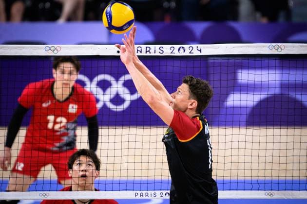 27 07 2024, Paris, Arena Paris South Volleyball, Olympic Games, Preliminary round, Germany GER vs Japan JPN Pass Lukas Kampa 11 GER