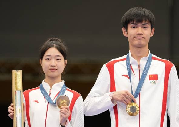 Paris 2024, Shooting sports, Mixed team 10m air rifle, Award ceremony