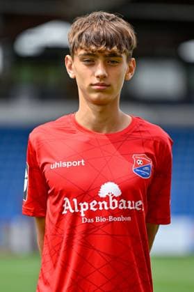 Wesley Krattenmacher SpVgg Unterhaching 3 Liga, portrait date 2024 2025 xslx