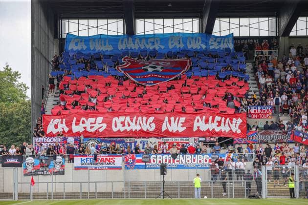 Krefeld, Germany, 27 07 24 Fans of KFC Uerdingen doing a choreography during the Regionalliga West match between KFC Uerdingen Sportfreunde Lotte at Grotenburg on July 27, 2024 in Krefeld, Germany Photo by Stefan Brauer Brauer Fotoagentur Krefeld, Germany, 27 07 24 Fans of KFC Uerdingen doing a choreography during the Regionalliga West match between KFC Uerdingen Sportfreunde Lotte at Grotenburg on July 27, 2024 in Krefeld, Germany Photo by Stefan Brauer Brauer Fotoagentur Krefeld Grotenburg Germany Copyright: xStefanxBrauer Brauer-Fotoagenturx
