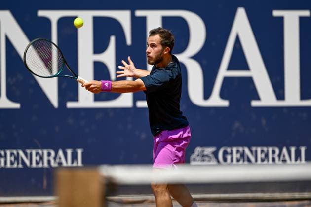 TENNIS - ATP, Tennis Herren Generali Open 2024 KITZBUEHEL,AUSTRIA,27.JUL.24 - TENNIS - ATP World Tour, Generali Open. Image shows Hugo Gaston (FRA).  GEPAxpictures xDanielxSchoenherr