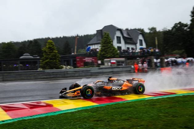 81 PIASTRI Oscar (aus), McLaren F1 Team MCL38, action during the Formula 1 Rolex Belgian Grand Prix 2024, 14th round of the 2024 Formula One World Championship, WM, Weltmeisterschaft from July 26 to 28, 2024 on the Circuit de Spa-Francorchamps, in Stavelot, Belgium - F1 - BELGIAN GRAND PRIX 2024 DPPI Panoramic  240727_R14_BELGIO_DP_FG0O4317