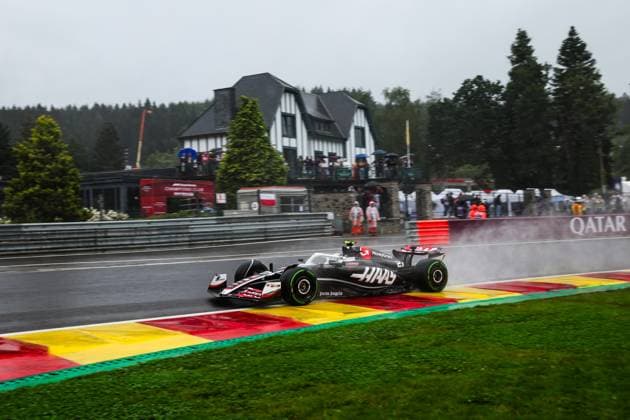 27 HULKENBERG Nico (ger), Haas F1 Team VF-24 Ferrari, action during the Formula 1 Rolex Belgian Grand Prix 2024, 14th round of the 2024 Formula One World Championship, WM, Weltmeisterschaft from July 26 to 28, 2024 on the Circuit de Spa-Francorchamps, in Stavelot, Belgium - F1 - BELGIAN GRAND PRIX 2024 DPPI Panoramic  240727_R14_BELGIO_DP_FG0O4413