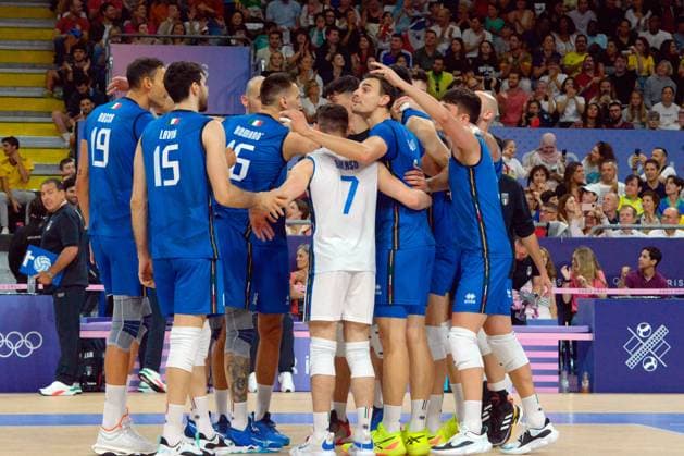 Enjoy italy after point during Men s volleyball - Italy vs Brazil, Olympic Games, Olympische Spiele, Olympia, OS Paris 2024 in Paris, France, July 27 2024  Copyright: xPasqualexGolia IPAxSportx xipa-ax xx IPA_48309419 IPA_Agency_IPA48309419