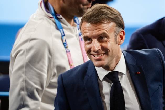 240727 President Emmanuel Macron of France after the men™s 60 kg final judo match during day 1 of the Paris 2024 Olympic Games on July 27, 2024 in Paris Photo Ludvig Thunman BILDBYRAN code LT LT0643 judo olympic games olympics os ol olympiska spelen olympiske leker paris 2024 paris os paris ol 1 bbeng jubel  Copyright: LUDVIGxTHUNMAN BB240727LT161