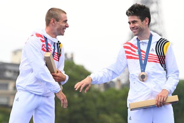 Paris 2024 Olympic Games, Olympische Spiele, Olympia, OS - 27 07 2024 PARIS, FRANCE - JULY 27 : Evenepoel Remco (BEL) Cycling - Road - Individual Time Trial (Male), Van Aert Wout (BEL) Cycling - Road - Individual Time Trial (Male) on the podium during the XXXIII Paris 2024 Summer Olympic Games on July 27, 2024 in Paris, France, 27 07 2024 Paris France  Copyright: xVincentxKalutx