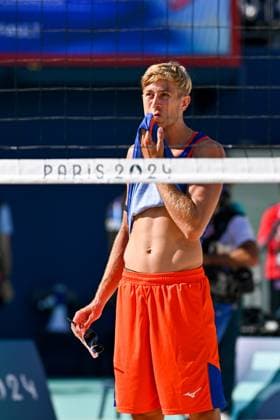 Olympic Games Beach Volleyball Paris 28 07 2024 Preliminary round, men, NED vs ITA, Steven Van De Velde Copyright: xBEAUTIFULxSPORTS TomxBlochx