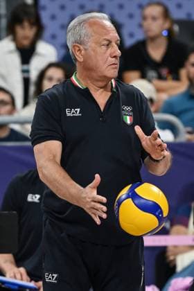 Parigi (Francia) 28 07 2024 - Olimpiadi Parigi 2024 volley Italia-Repubblica Dominicana foto Image nella foto: Julio Velasco 