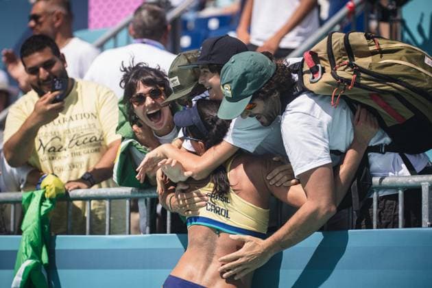 Women&amp; 39;s Beach volleyball, Beachvolleyball - Brazil PARIS, IF - 28.07.2024: WOMEN& 39;S BEACH VOLLEYBALL - BRAZIL - Beach Volleyball - Paris 2024 Olympics - Brazil (Carol and Barbara) x Japan (Akiko and Ishii) in a match valid for the preliminary round of the women& 39;s doubles competition, held at the Eiffel Tower Arena, in Paris, France, this Sunday (28) (Photo: Luca Castro Fotoarena) x2581824x  LucaxCastro