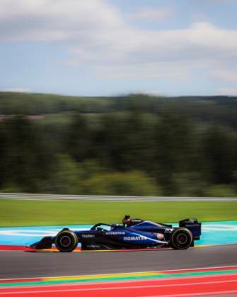 23 ALBON Alexander (tha), Williams Racing FW45, action during the Formula 1 Rolex Belgian Grand Prix 2024, 14th round of the 2024 Formula One World Championship, WM, Weltmeisterschaft from July 26 to 28, 2024 on the Circuit de Spa-Francorchamps, in Stavelot, Belgium - F1 - BELGIAN GRAND PRIX 2024 DPPI Panoramic  240728_R14_BELGIO_DP_JFR62634
