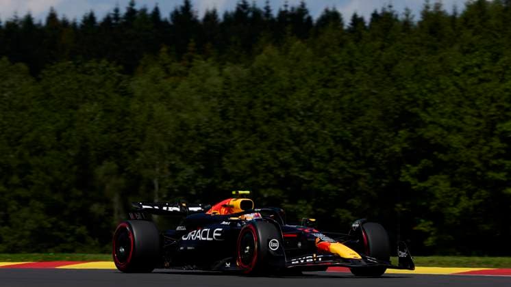 F1 Grand Prix of Belgium Sergio Perez of Mexico driving the (11) Oracle Red Bull Racing RB20 on track during the F1 Grand Prix of Belgium at Circuit de Spa-Francorchamps on July 28, 2024, in Spa, Belgium. Spa Circuit de Spa-Francorchamps Spa Belgium RL_GPF1BELG24_000856 Copyright: xRicardoxLarreinax
