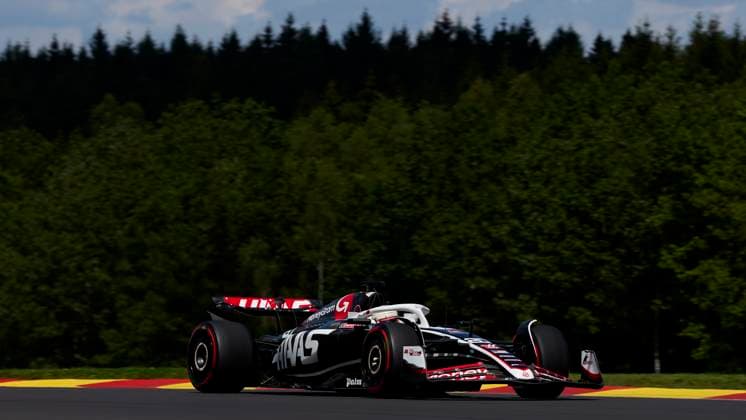F1 Grand Prix of Belgium Kevin Magnussen of Denmark driving the (20) MoneyGram Haas F1 Team VF-24 Ferrari on track during the F1 Grand Prix of Belgium at Circuit de Spa-Francorchamps on July 28, 2024, in Spa, Belgium. Spa Circuit de Spa-Francorchamps Spa Belgium RL_GPF1BELG24_000865 Copyright: xRicardoxLarreinax
