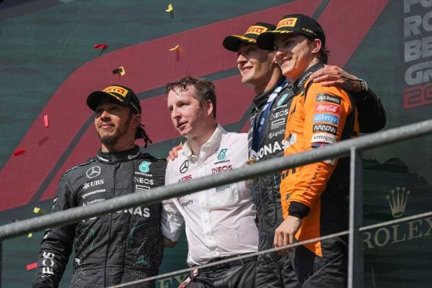 Foto IPP Enrico Schiavi Spa-Francorchamps 28-07-2024 Formula 1 F1 Gran Premio del Belgio 2024 Gara nella foto: da sx. Lewis Hamilton - Mercedes con George Russell - Mercedes ed Oscar Piastri - McLaren Spa-Francorchamps italy  Copyright: xR4924_italyphotopressx
