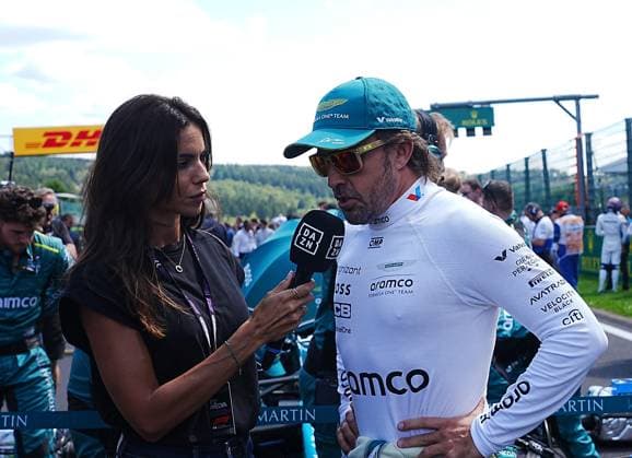 28 07 2024, Circuit de Spa Francorchamps, Spa Francorchhamps, Formula 1 Rolex Belgian Grand Prix 2024 , pictured Fernando Alonso ESP , Aston Martin Aramco Cognizant Formula One Team is interviewed by his girlfriend DAZN reporter Melissa Jimenez Defodi 506 20240728 hbr 1024 Defodi-506