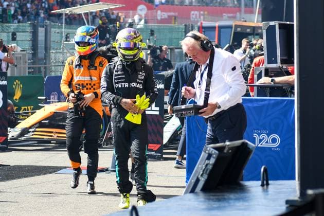 Formula 1 GP Spa Belgium Sunday, 28 07 2024 Oscar Piastri 81, McLaren Formula 1 Team and Lewis Hamilton 44, Mercedes AMG Petronas F1 Team and Jo Bauer Formula 1 GP Spa Belgium Sunday, 28 07 2024 Copyright: xBEAUTIFULxSPORTS Erlhofx