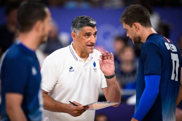 28 07 2024, Paris, Arena Paris South Volleyball, Olympic Games, Preliminary round, France FRA vs Serbia SRB Andrea Giani Coach Coach FRA