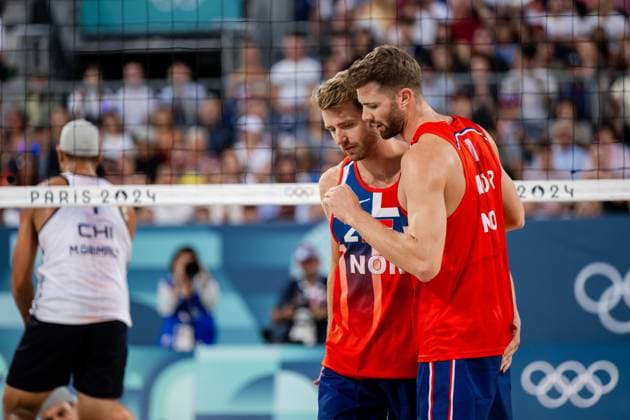 240728 Anders Mol and Christian Sorum of Norway in men s preliminary round beach volleyball match between Norway and Chile during day 2 of the Paris 2024 Olympic Games on July 28, 2024 in Paris Photo Jon Olav Nesvold BILDBYRAN COP 217 VG0635 bbeng olympic games olympics os ol olympiska spelen olympiske leker paris 2024 paris os paris ol beachvolleyboll beach volleyball sandvolleyball  Copyright: JONxOLAVxNESVOLD BB240728JE144