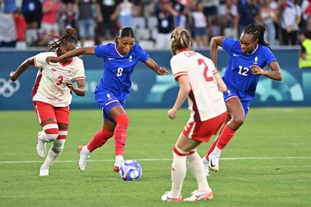 Paris 2024, Football, Women, France - Canada