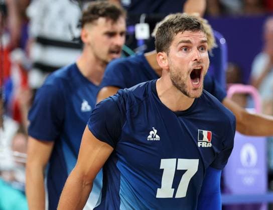 (240728) -- PARIS, July 28, 2024 -- Trevor Clevenot of France celebrates during the volleyball men s preliminary round pool A match between France and Serbia at Paris 2024 Olympic Games, Olympische Spiele, Olympia, OS in Paris, France, July 28, 2024. ) (PARIS2024) FRANCE-PARIS-OLY-VOLLEYBALL LixGang 