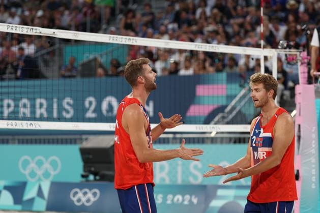 (240728) -- PARIS, July 28, 2024 -- Anders Berntsen Mol (L) Christian Sandlie Soerum of Norway celebrate after scoring during the men s pool B Beach volleyball, Beachvolleyball match between Norway and Chile at the Paris 2024 Olympic Games, Olympische Spiele, Olympia, OS in Paris, France, on July 28, 2024. ) (PARIS2024)FRANCE-PARIS-OLY-BEACH VOLLEYBALL HuangxZongzhi 