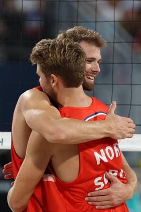 (240728) -- PARIS, July 28, 2024 -- Anders Berntsen Mol (L) Christian Sandlie Soerum of Norway celebrate after the men s pool B Beach volleyball, Beachvolleyball match between Norway and Chile at the Paris 2024 Olympic Games, Olympische Spiele, Olympia, OS in Paris, France, on July 28, 2024. ) (PARIS2024)FRANCE-PARIS-OLY-BEACH VOLLEYBALL HuangxZongzhi 