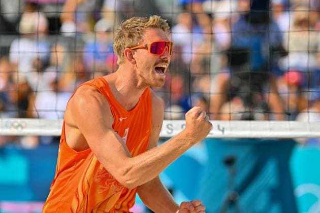 Olympic Games Beach Volleyball Paris 29 07 2024 Preliminary round, Men, NED vs ESP, Stefan Boermanns NED, 1 , Copyright: xBEAUTIFULxSPORTS TomxBlochx