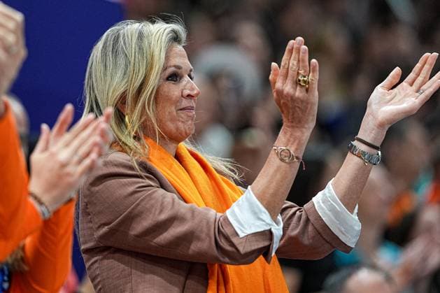 2024-07-29 Volleybal - Olympic Games, Olympische Spiele, Olympia, OS Paris 2024 - Day 3 PARIS, FRANCE - JULY 29: Queen Maxima Zorreguieta of the Netherlands claps during the Volleybal - Olympic Games Paris 2024 match between Netherlands and Turkiye on Day 3 at Paris Arena on July 29, 2024 in Paris, France. (Photo by Andre Weening BSR Agency) Paris France Content not available for redistribution in The Netherlands directly or indirectly through any third parties. Copyright: xBSRxAgencyx
