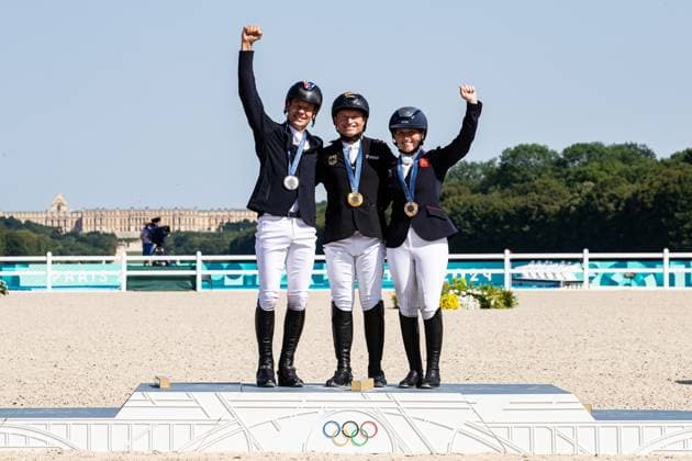 Paris 2024, equestrian sport, eventing, show jumping, individual, award ceremony