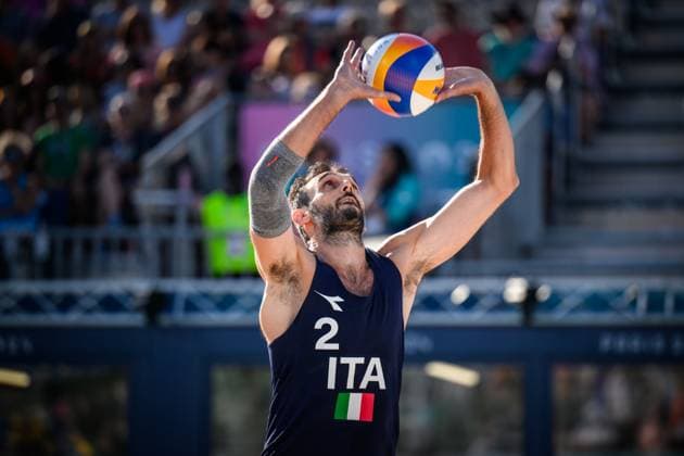 29 07 2024, Paris, Eiffel Tower Stadium Beach volleyball, Olympic Games, preliminary round Set Paolo Nicolai ITA