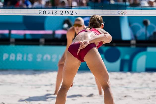 July 29, 2024, Paris, Ile de France, France: LatviaÃ¢â‚¬â ¢s Blocker TINA GRAUDINA (LAT) (1) competes against Switzerland during their Preliminary Phase - Pool D Women s Beach volleyball, Beachvolleyball match at the Stade Tour Eiffel stadium during the 2024 Paris Summer Olympics in Paris, France.Switzerland Paris France - ZUMAa161 20240729_oly_a161_028 Copyright: xWalterxArcex