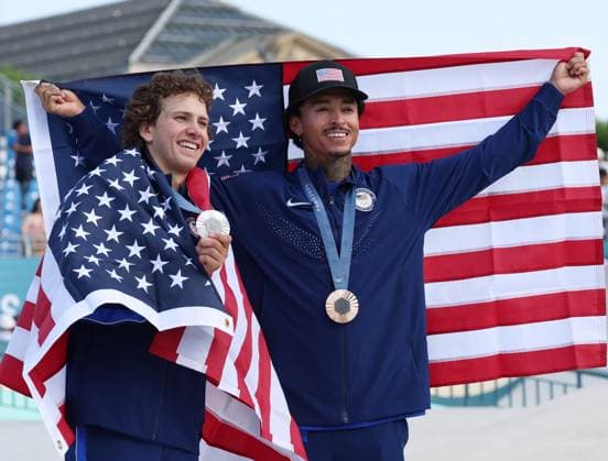 USA S Jagger Easton (L) and Nyjah Houston (R) pose with their medals after the Men s Street Skateboard final at Place De La Concorde on the third day of the Paris Olympics on Monday, July 29, 2024. Japan s Horigome won the gold medal with USA s Eaton (L) and Huston (R)in silver and bronze medals  OLY20240729933 HUGOxPHILPOTT