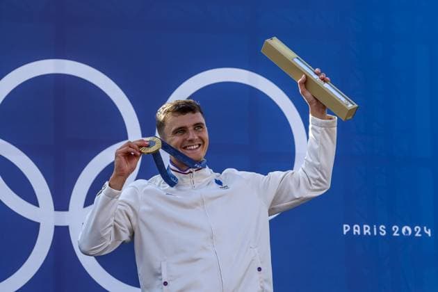 GESTIN Nicolas of France, BURGESS Adam of great britain, BENUS Matej of Slovakia Canoe Slalom Men s Canoe Single Final, podium, during the Olympic Games, Olympische Spiele, Olympia, OS Paris 2024 on 29 July 2024 at Vaires-sur-Marne Nautical Stadium in Vaires-sur-Marne, France - Photo Gregory Lenormand DPPI Media Panoramic OLYMPIC GAMES PARIS 2024 - 29 07 DPPI Panoramic  21024006_GRL_13590